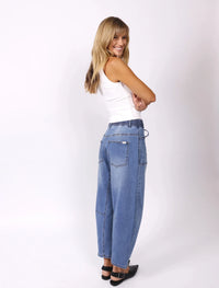 Leo Barrel Jeans - Blue