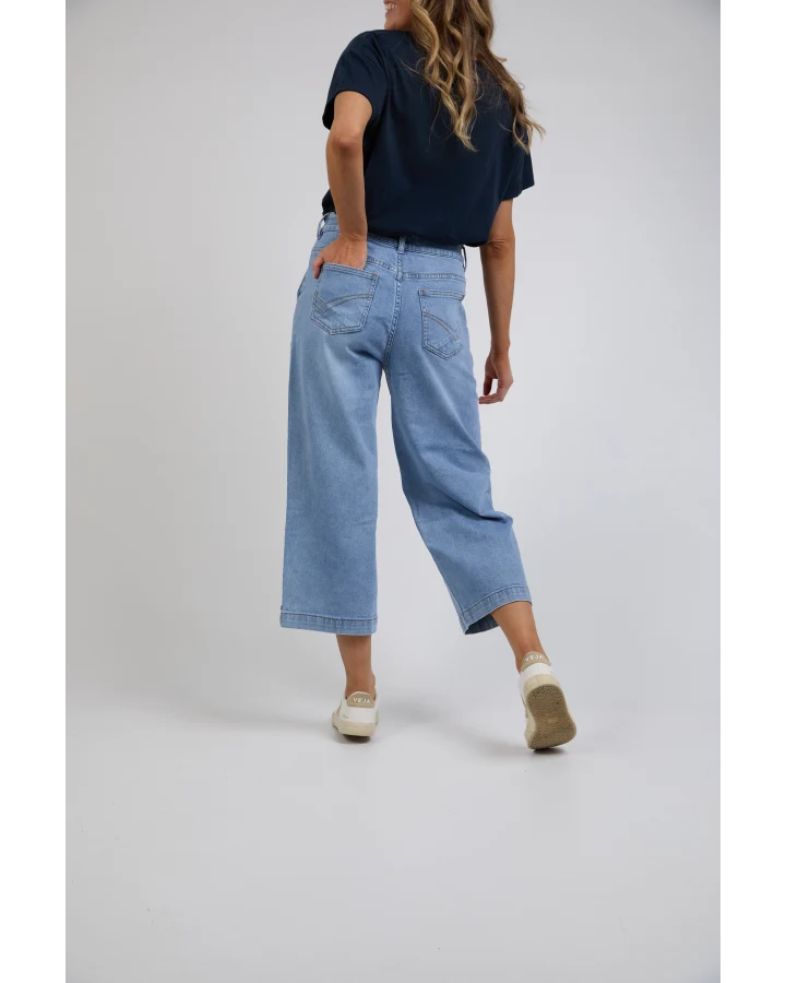 Sidney  Cropped Wide Leg Jean / Light  Blue Wash