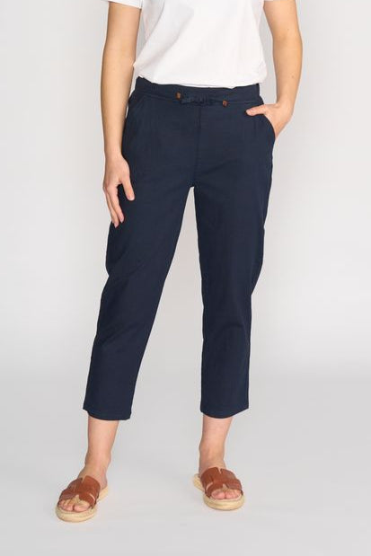 7/8 Length Slim Leg Elastic Waist Pant - Ink