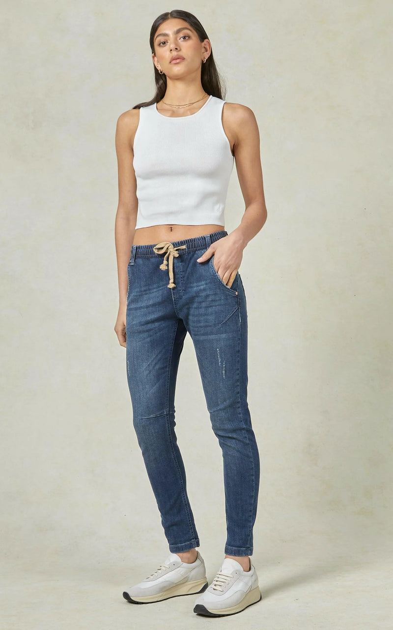 Active Jeans - Classic Wash