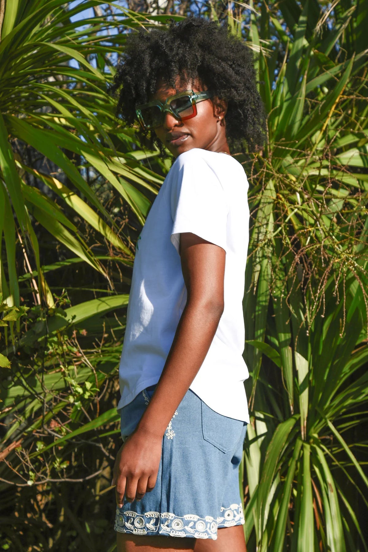 Beachy Keen T-Shirt - White & Red