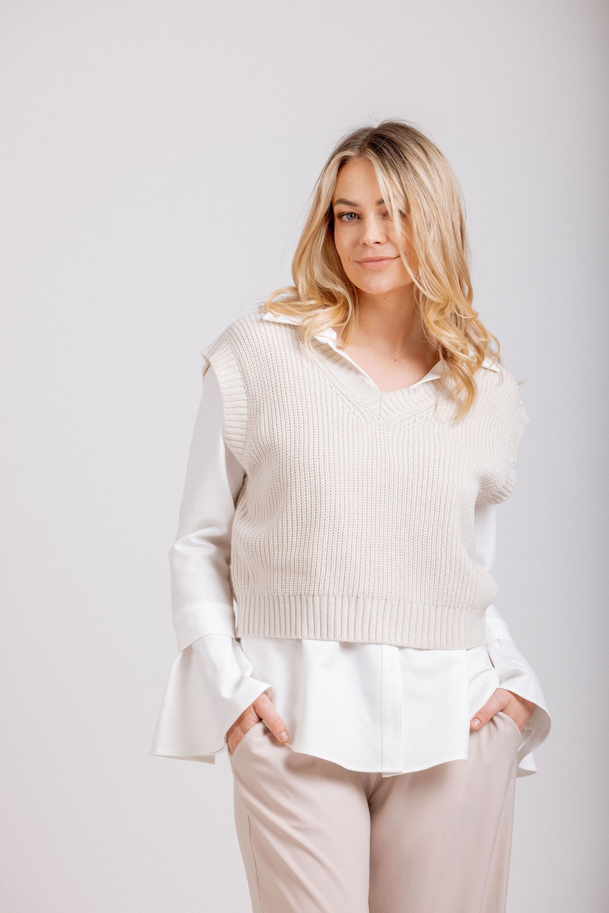 Cora Vest - Oat