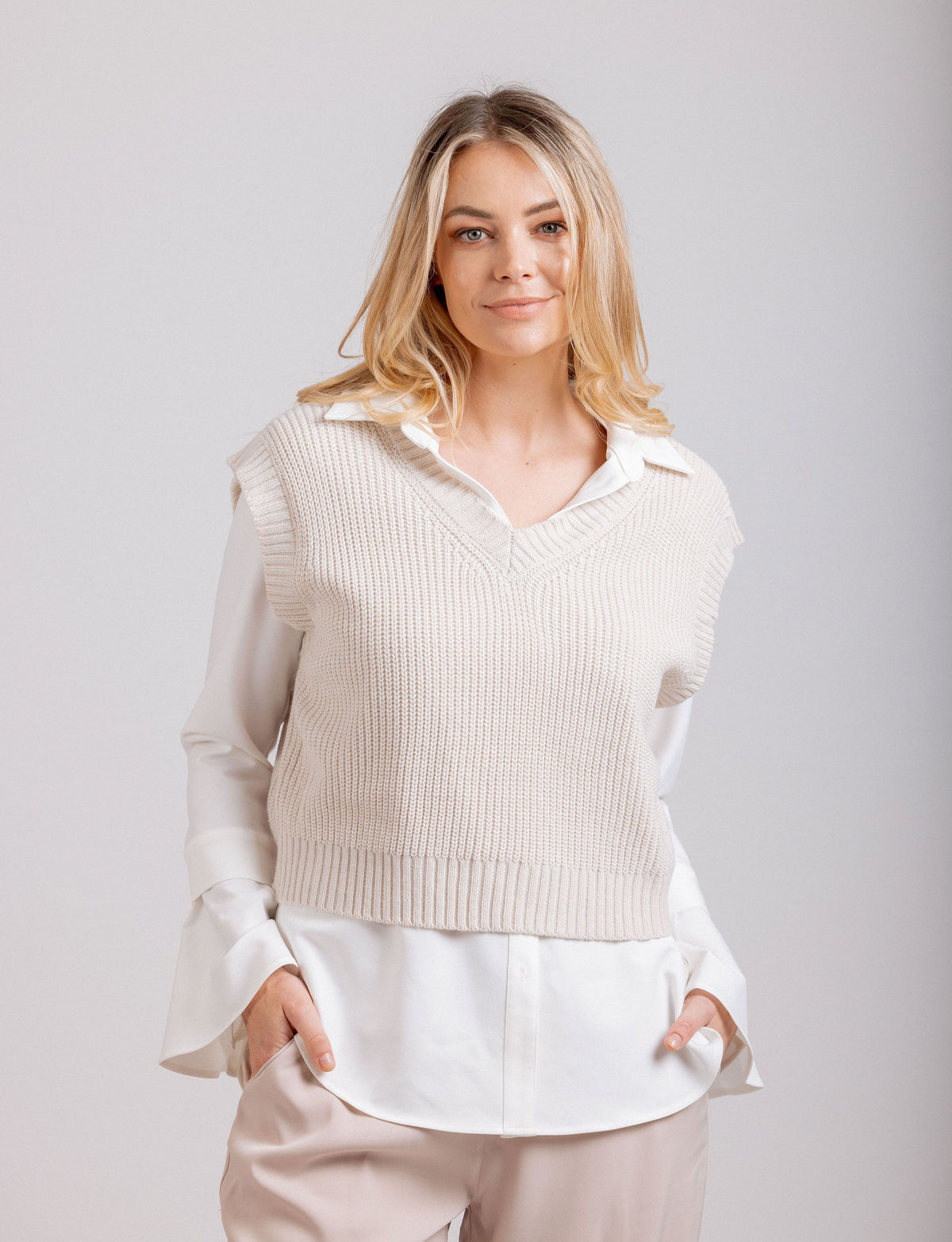 Cora Vest - Oat