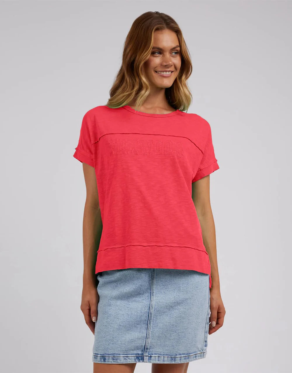 Throw on S/S Tee - Red