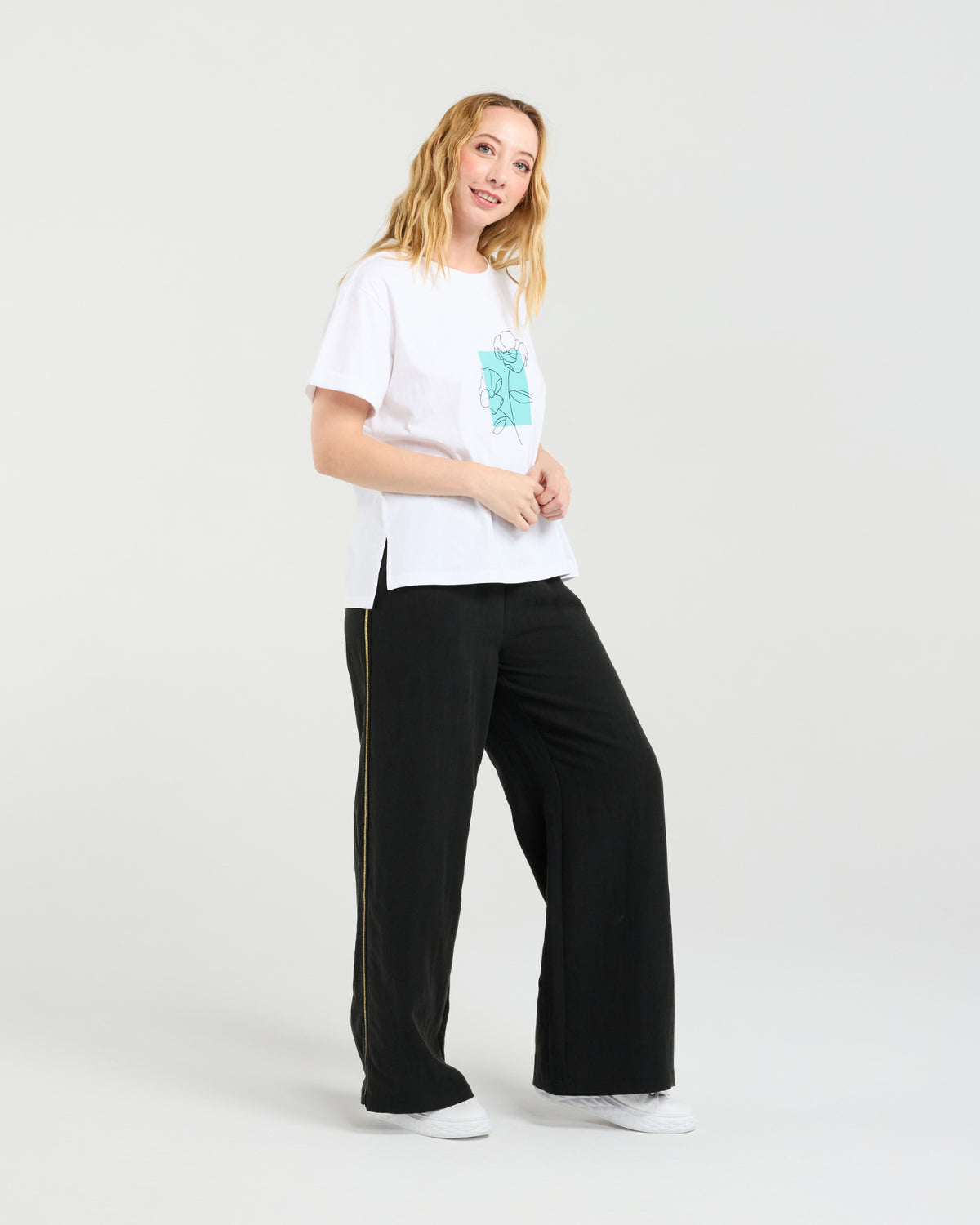 Elena T-shirt - White
