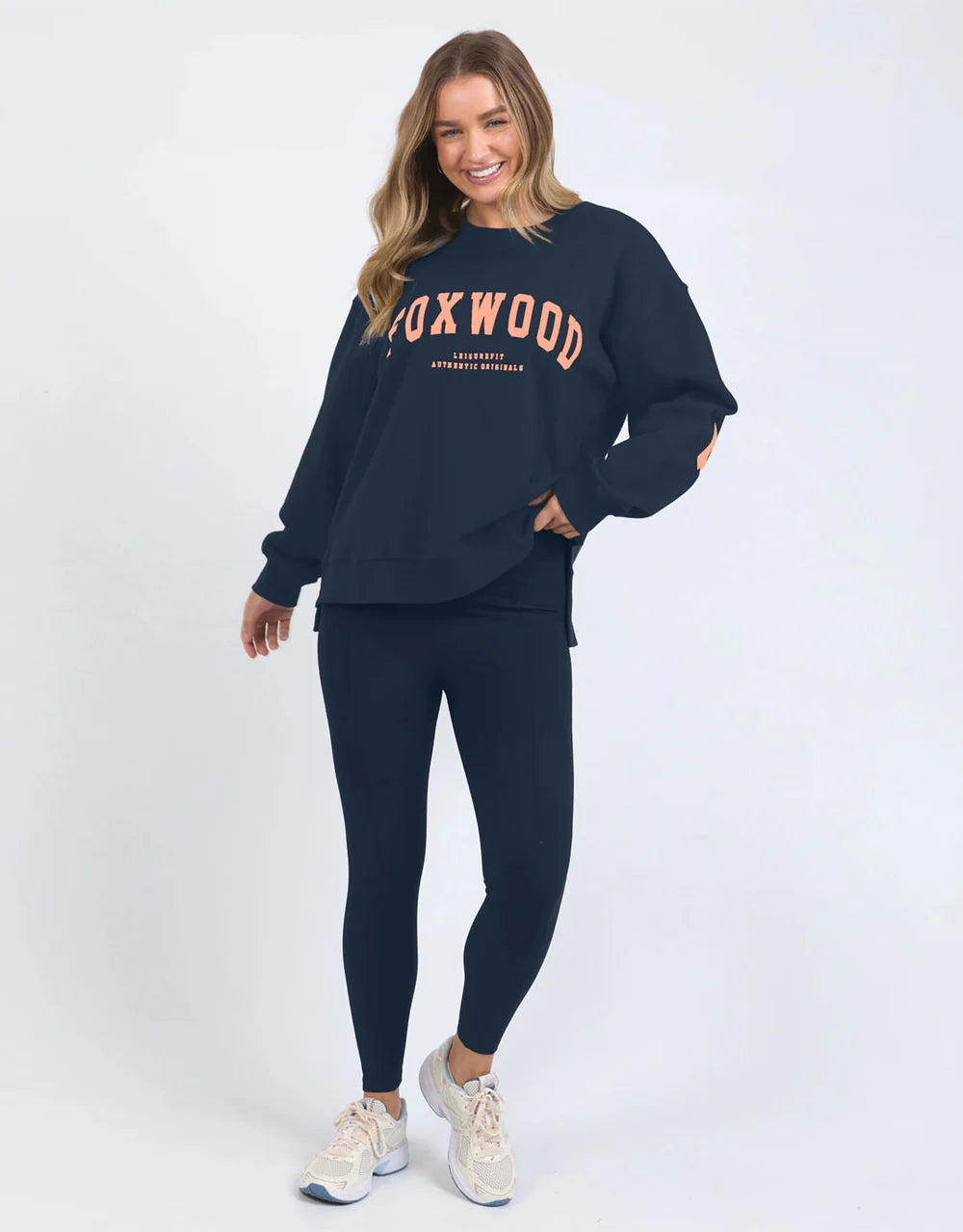 Interval Crew - Navy Peach