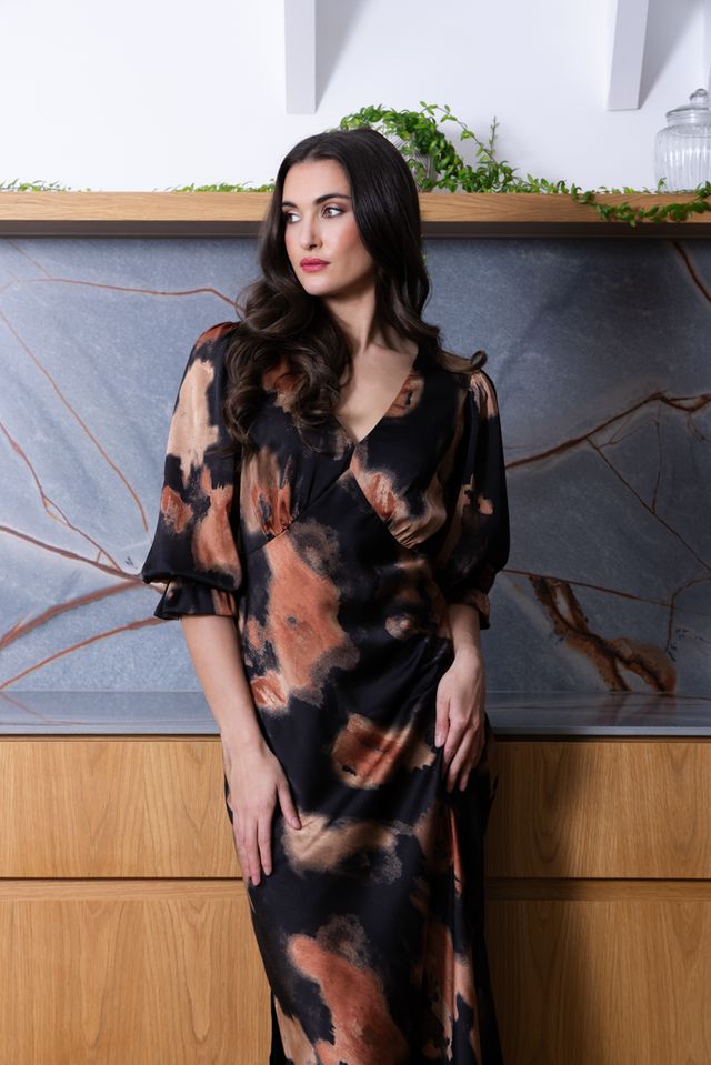 Inviting Dress - Smudge