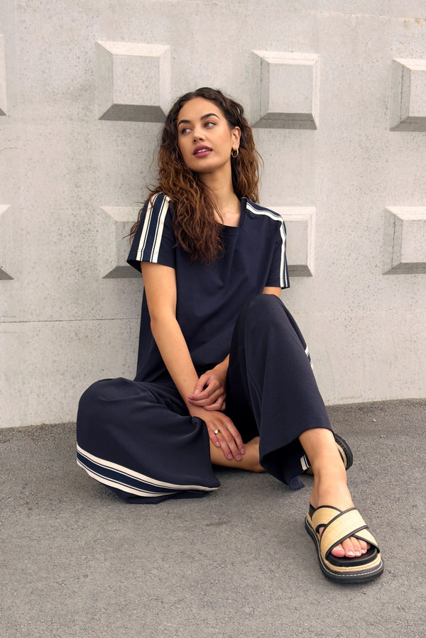 Linear Tee - Navy