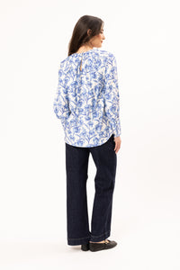 Centered Top / Blue Bloom - Girl Next Door Fashion