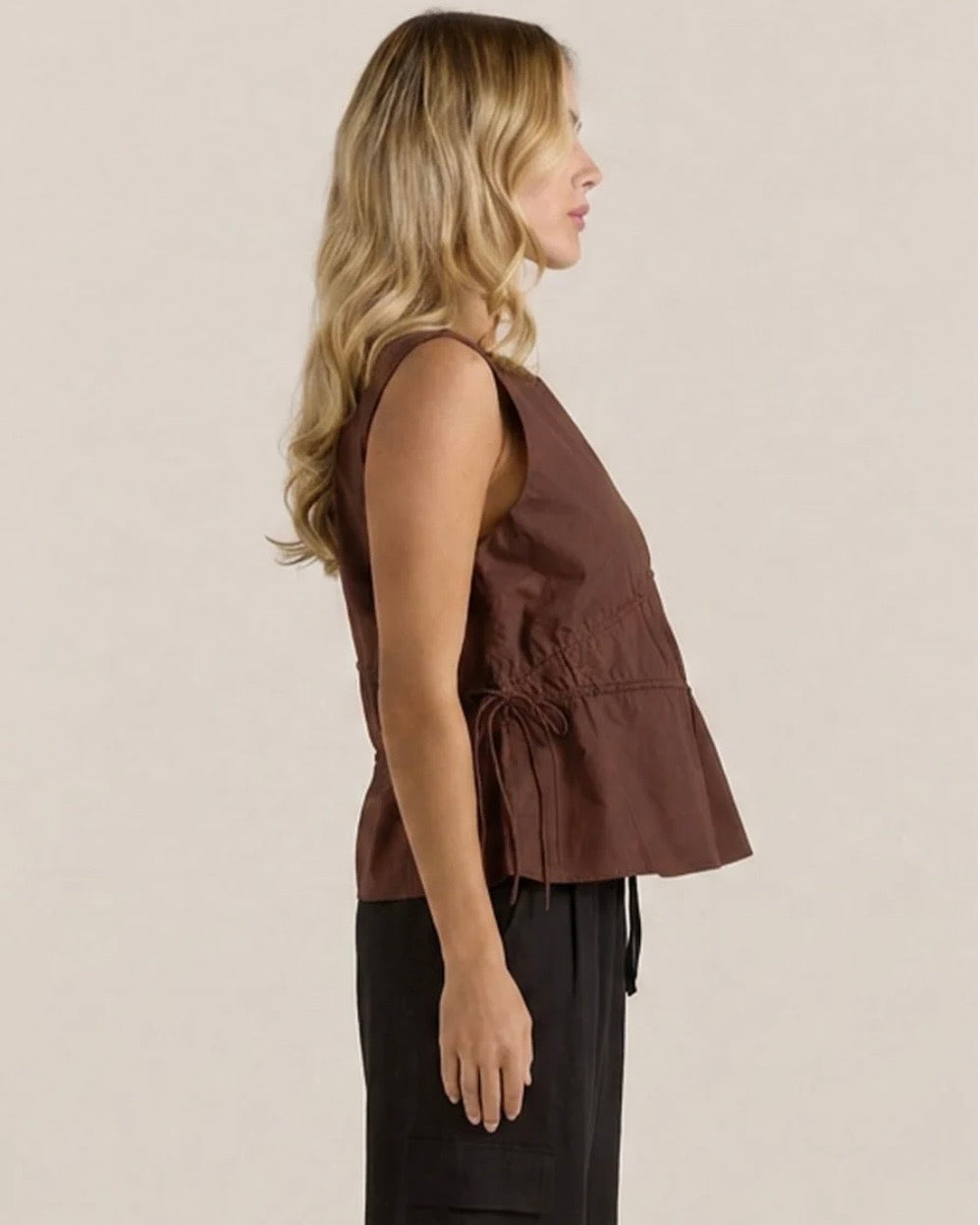 Elin Gathered Top / Chocolate