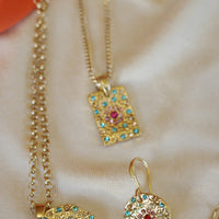 Vibrance Necklace Square Gold 2018-1199
