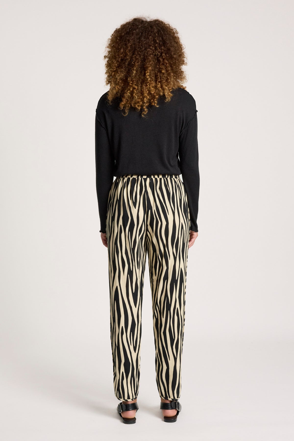 Aria Long Sleeve Top - Black - Girl Next Door Fashion