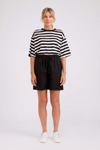 Studio Bermuda Short - Black