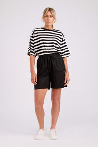 Studio Bermuda Short - Black
