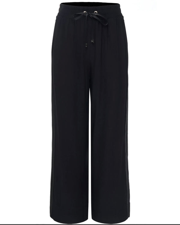 Indiana Wide Leg Pant / Black With  Satin