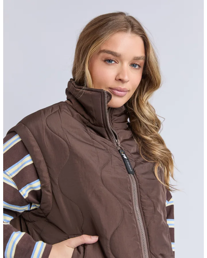 Elite Vest / Coffee
