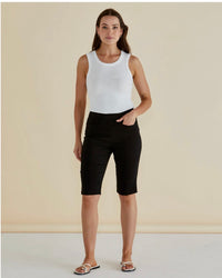 Bermuda Bengaline Short / Black