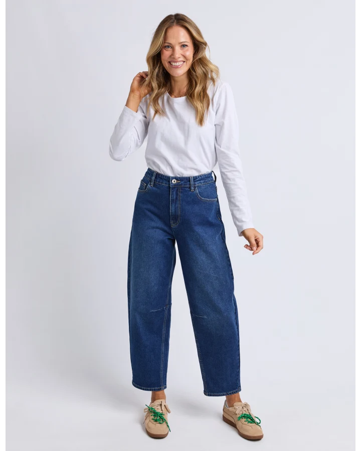 Bessie Barrel Jean / Dark Blue Wash
