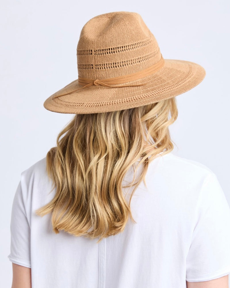 Tropical Hat / Tan