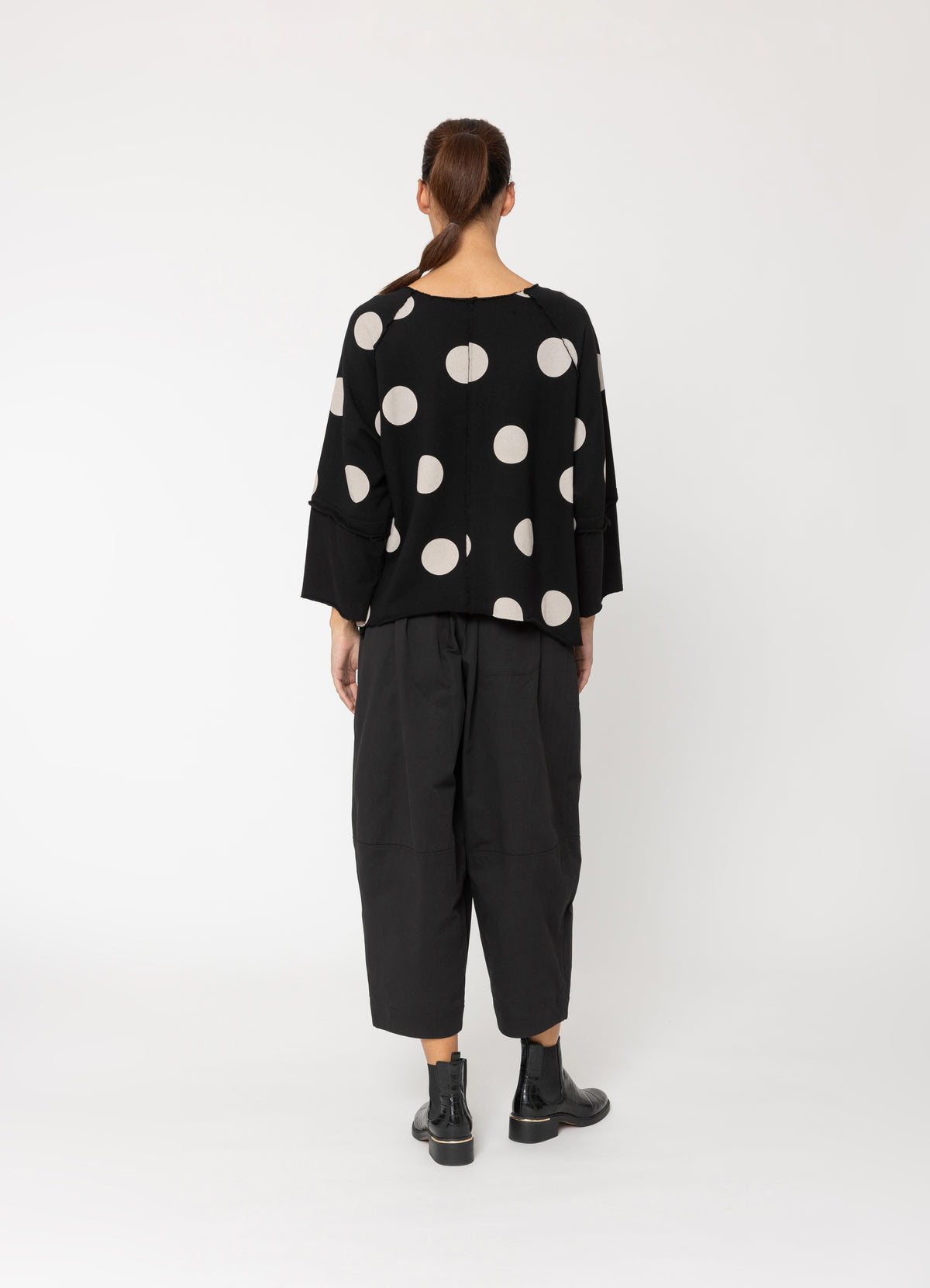 Riza Sweatshirt - Black Polka Dot