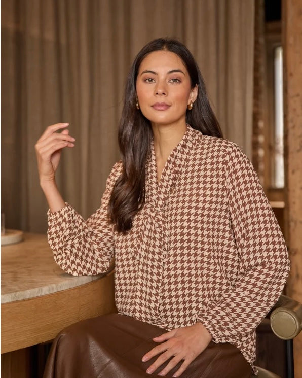 Verity Blouse / Choco Hound