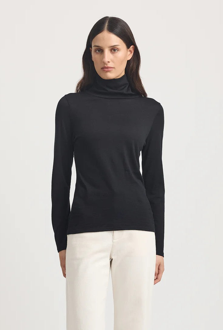 Turtle Neck Merino Tee - Black