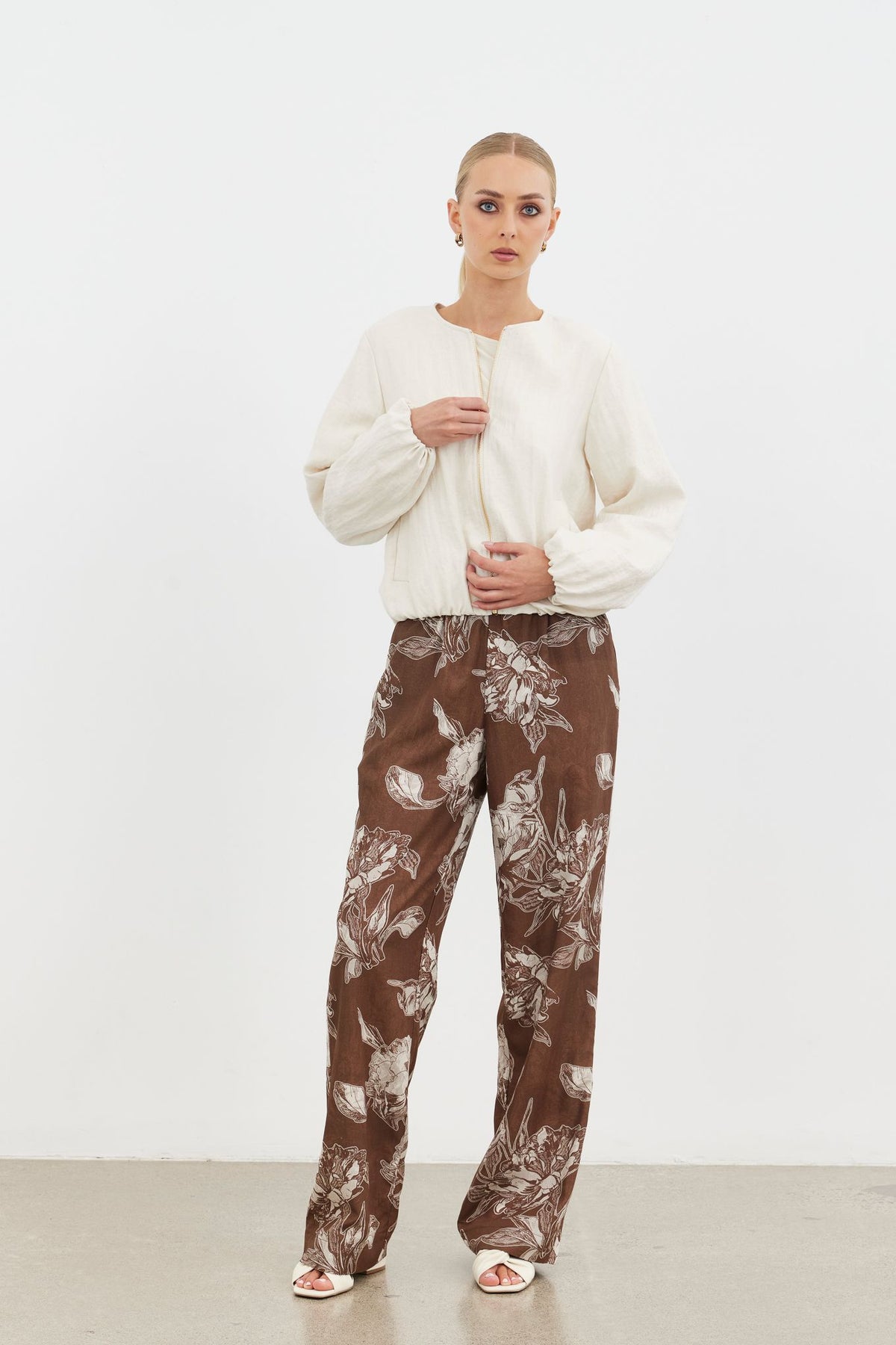 Ceres Bubble-Hem Bomber - Ecru
