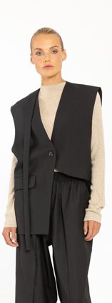 Elise Vest - Black