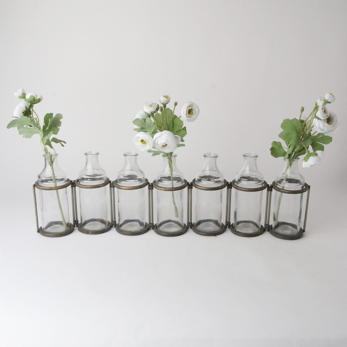 7 Bud Vase Chain - Black