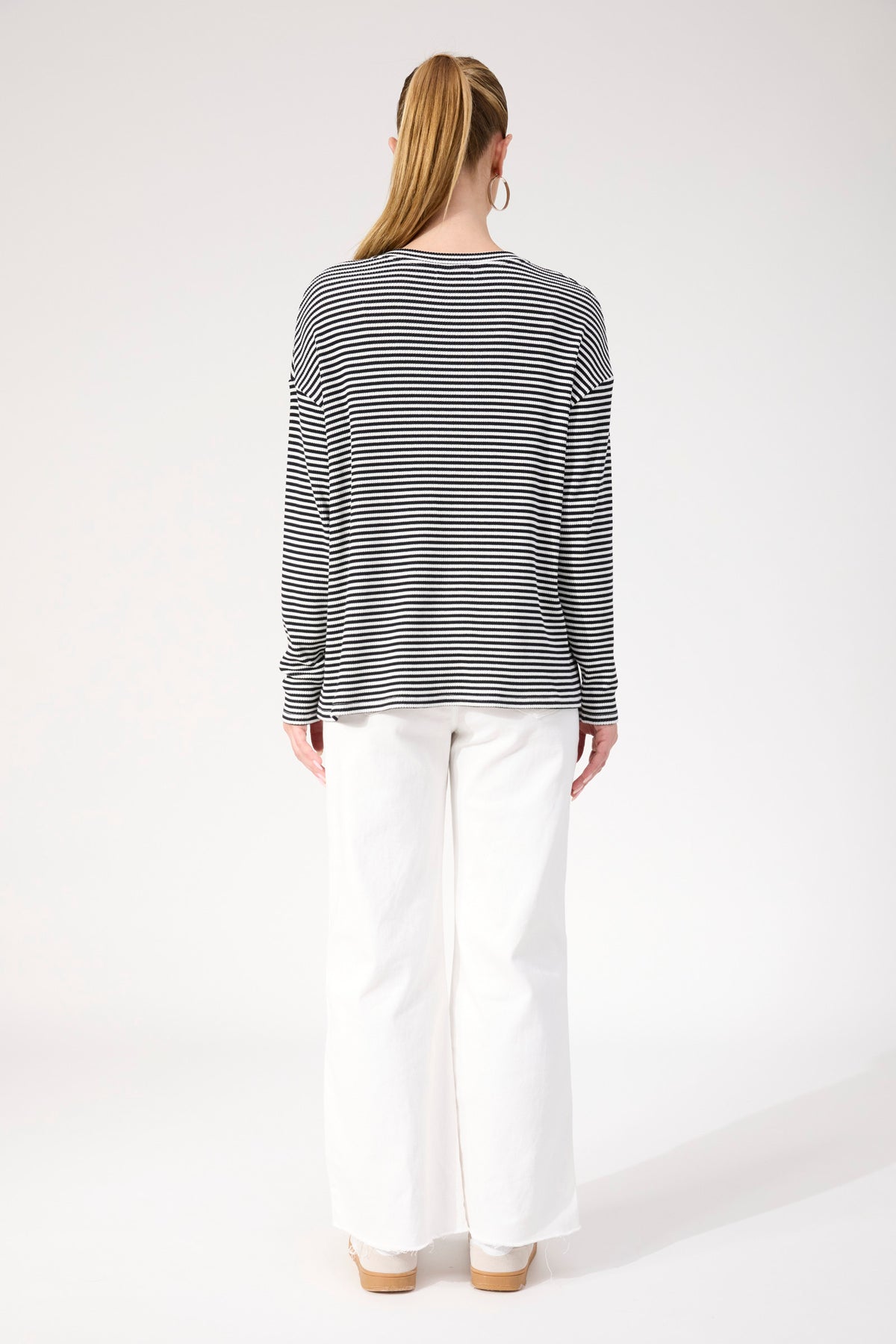 Levi Stripe L/S T Shirt - Black