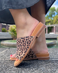 Ease / Leopard Suede