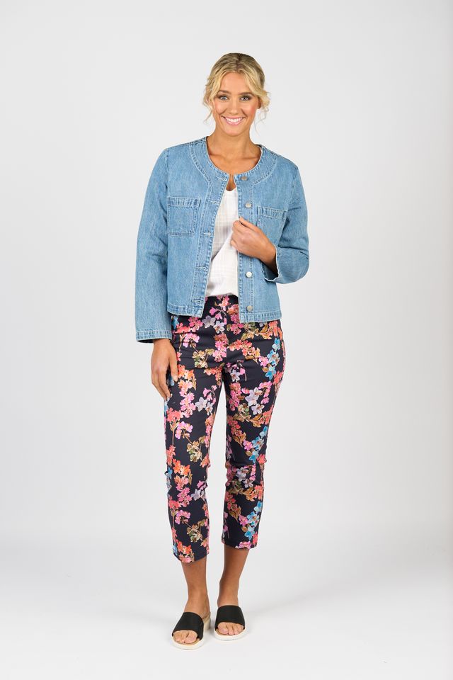 Collarless Denim Jacket - Light Wash