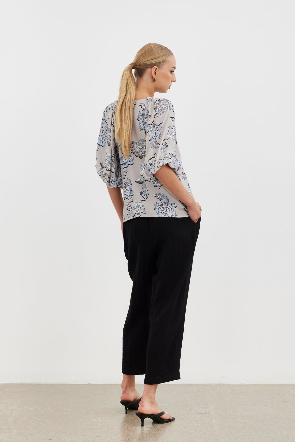Aurora Puff Sleeve Top - Blue Posey