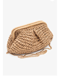 Coastal Clutch