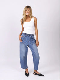 Leo Barrel Jeans - Blue