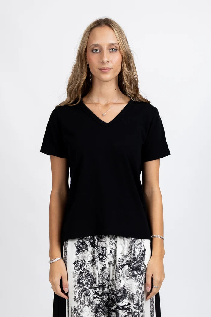 V Please Tee / Black