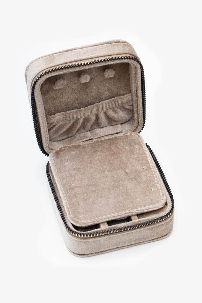 Velvet Jewellery Travel Box - Taupe