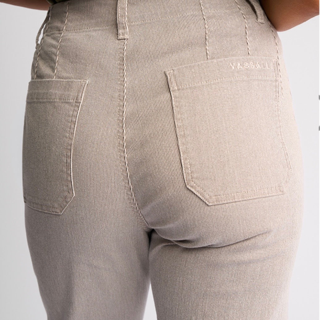 Daily Jean / Straight Leg Ankle Grazer / Ecru Stripe Denim
