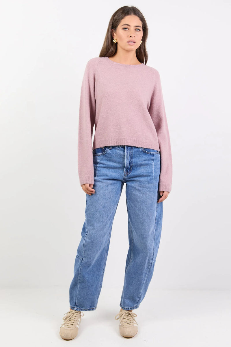 Camelia Blush Alpaca Blend Long Raglan Sleeve Crewneck Knit Jumper