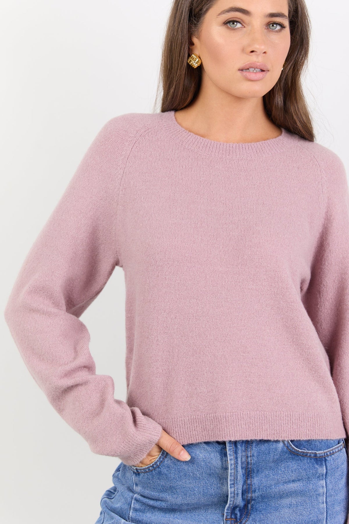 Camelia Blush Alpaca Blend Long Raglan Sleeve Crewneck Knit Jumper
