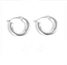 1018-1010 Classic Hoop Earring Creol - Silver.*