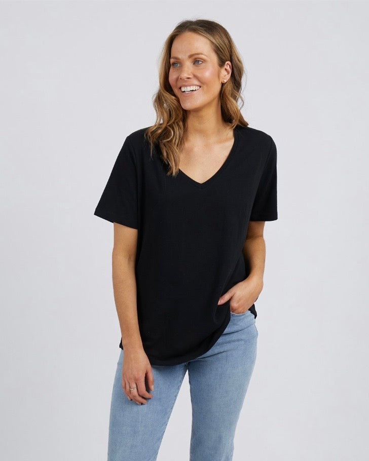 Fortune Vee S/S Tee / Black