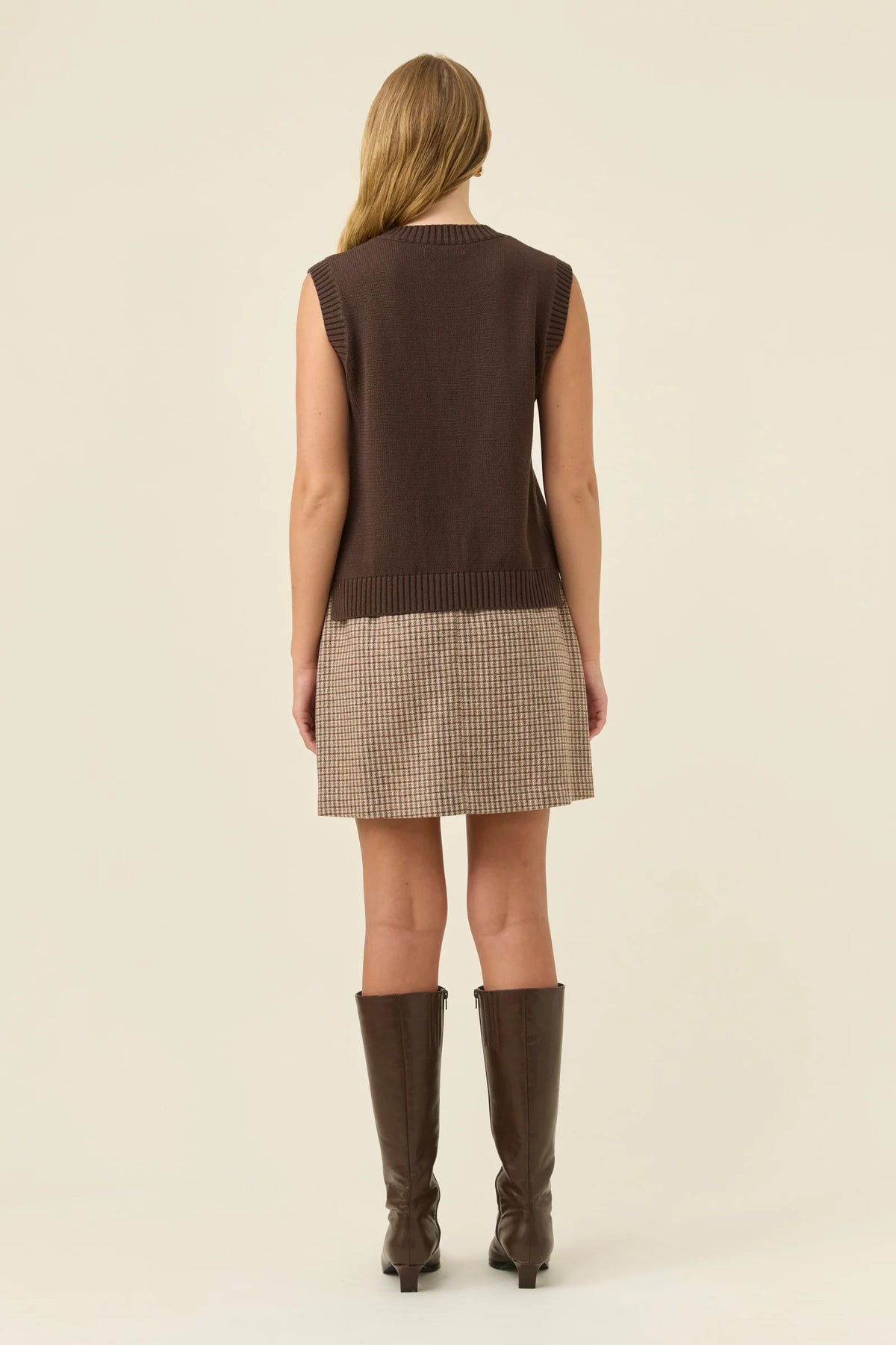 Darby Knit Vest - Chocolate