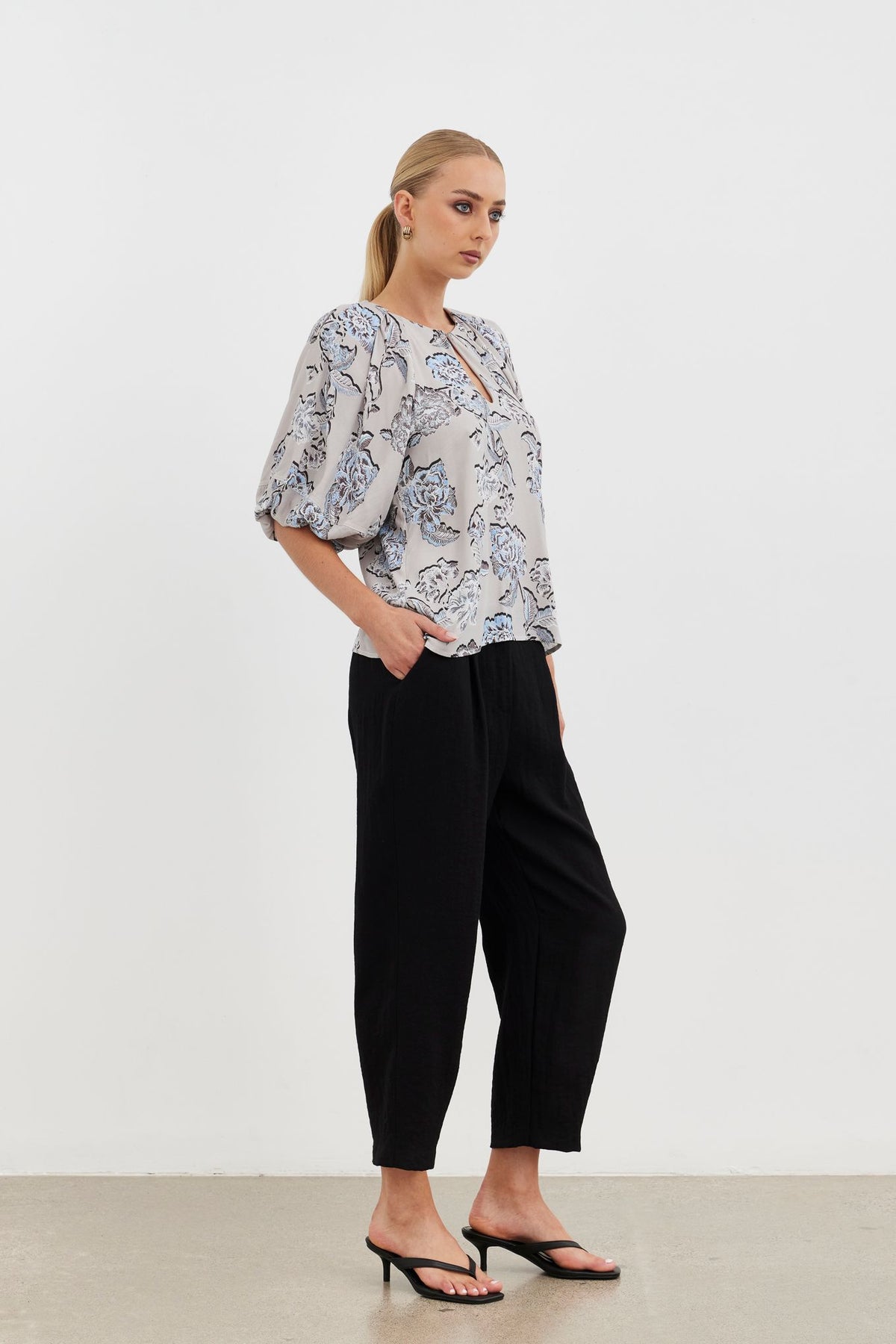 Aurora Puff Sleeve Top - Blue Posey