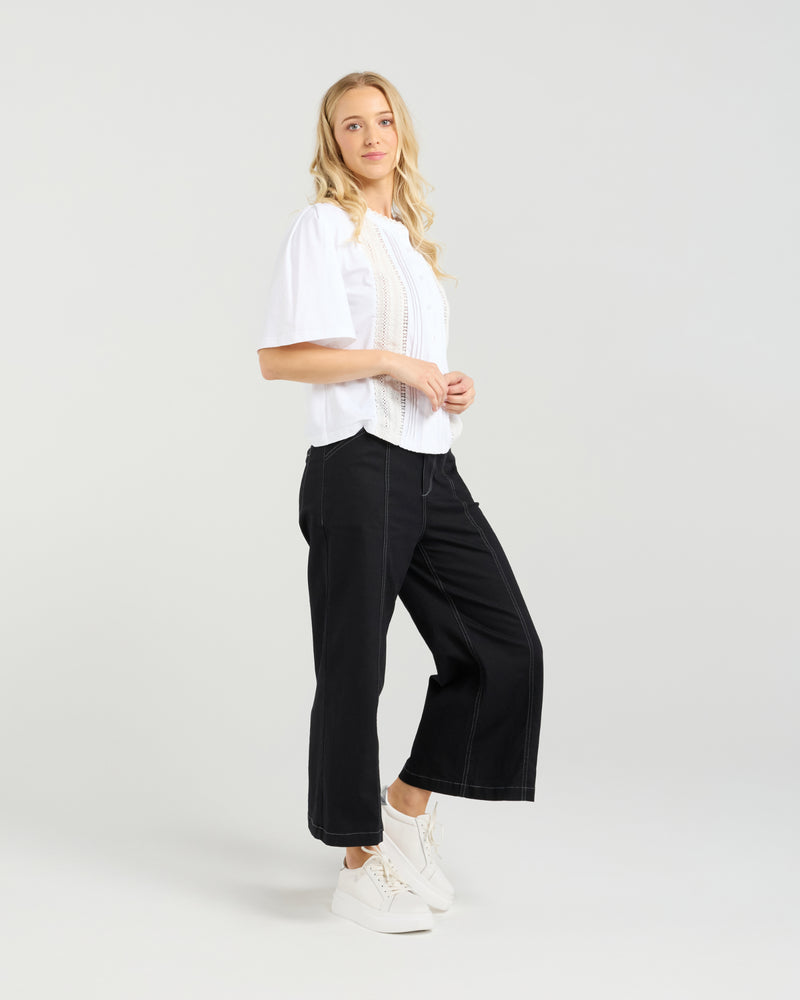 Victoria Blouse - White EA9015A