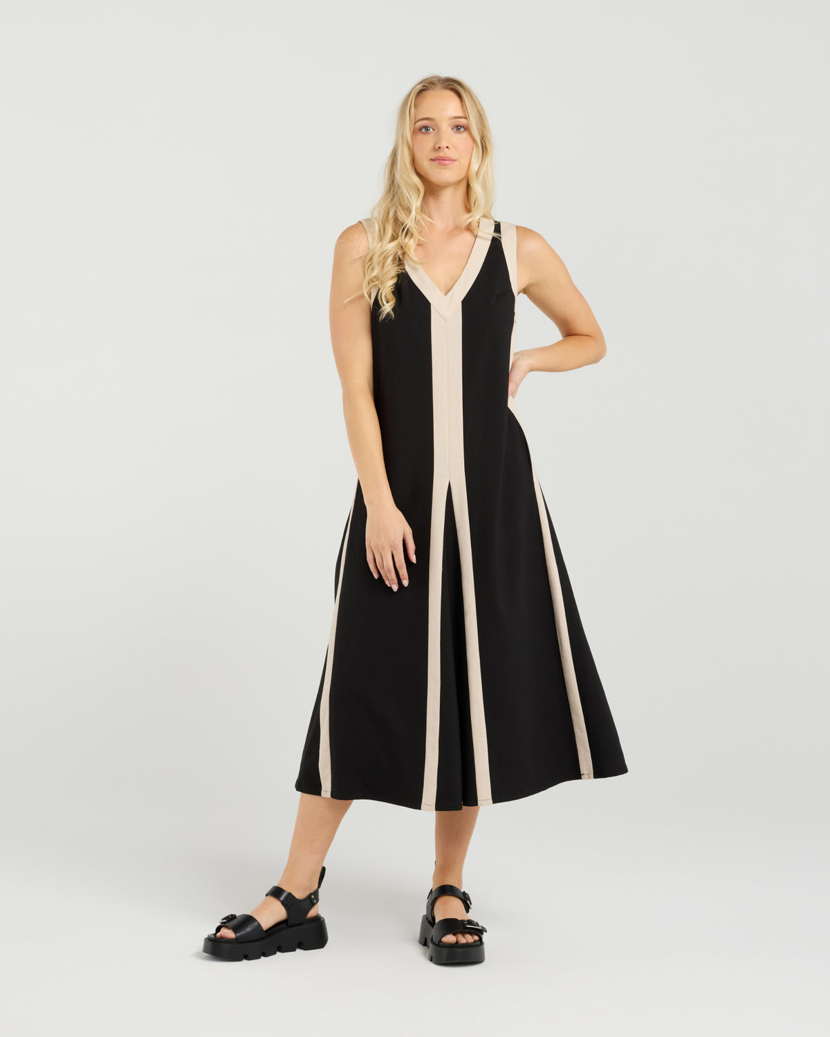 Edie Dress - Noir Lines EA9029B
