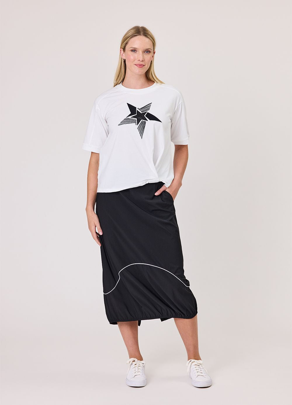 Paige Tee / White With Star