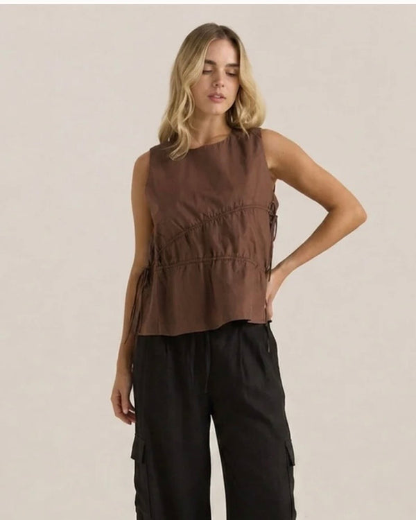 Elin Gathered Top / Chocolate