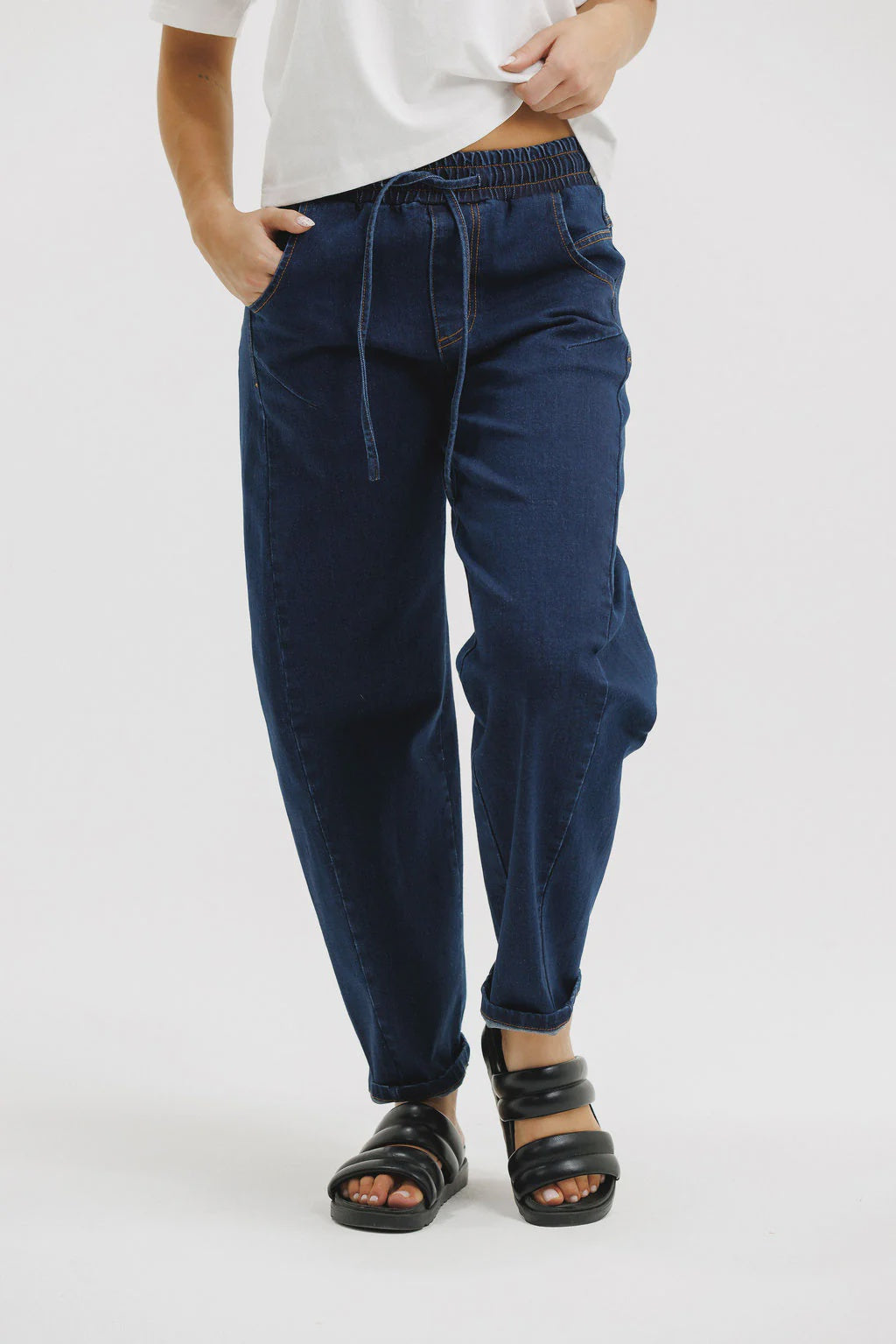 Barrel Jeans - Indigo Wash