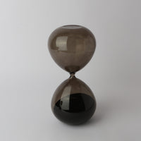 Hourglass | Medium - Smoke/Black